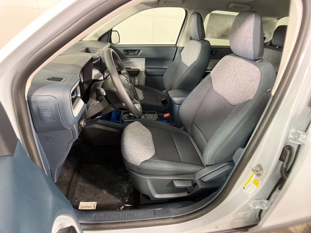 2026 Space White Metallic Ford Maverick XLT FWD Truck