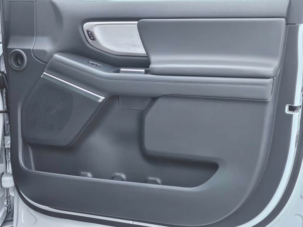 2026 Space Silver Metallic Ford Expedition Active RWD SUV