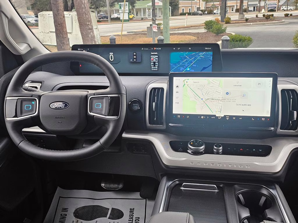 2026 Space Silver Metallic Ford Expedition Active RWD SUV