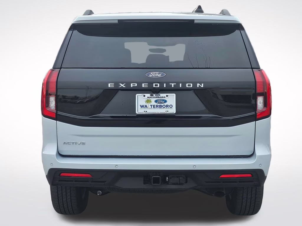 2026 Space Silver Metallic Ford Expedition Active RWD SUV