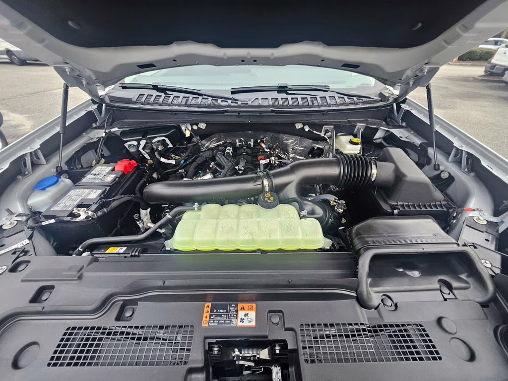 2026 Space Silver Metallic Ford Expedition Active RWD SUV