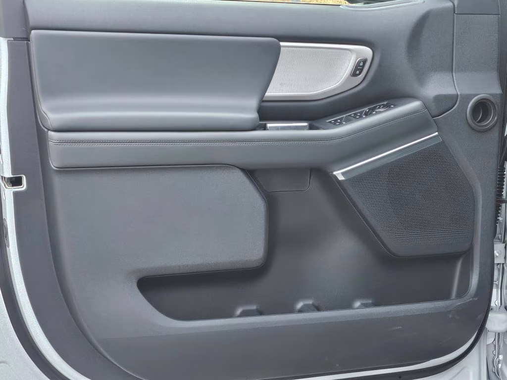 2026 Space Silver Metallic Ford Expedition Active RWD SUV