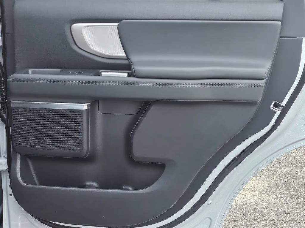 2026 Space Silver Metallic Ford Expedition Active RWD SUV