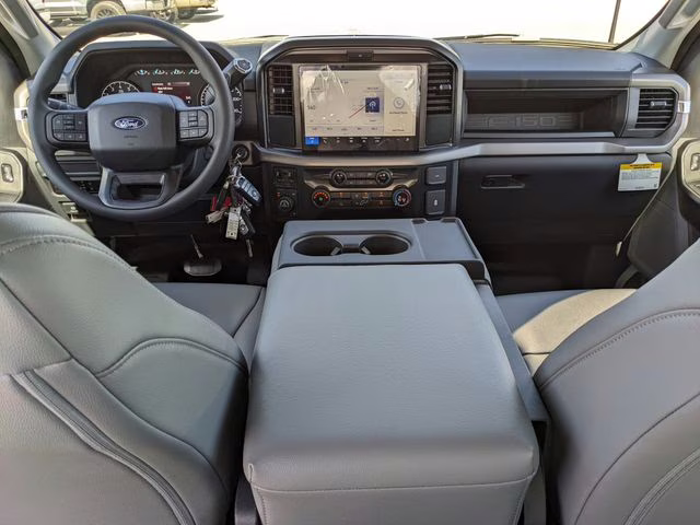 2026 Oxford White Ford F-150 XL 4X4 Truck