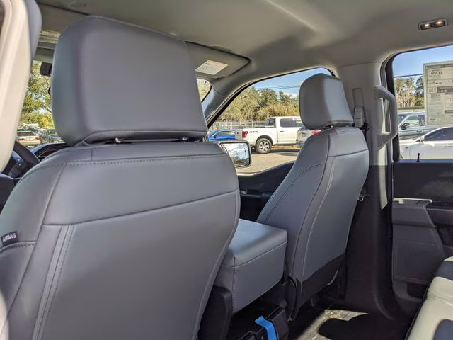 2026 Oxford White Ford F-150 XL 4X4 Truck