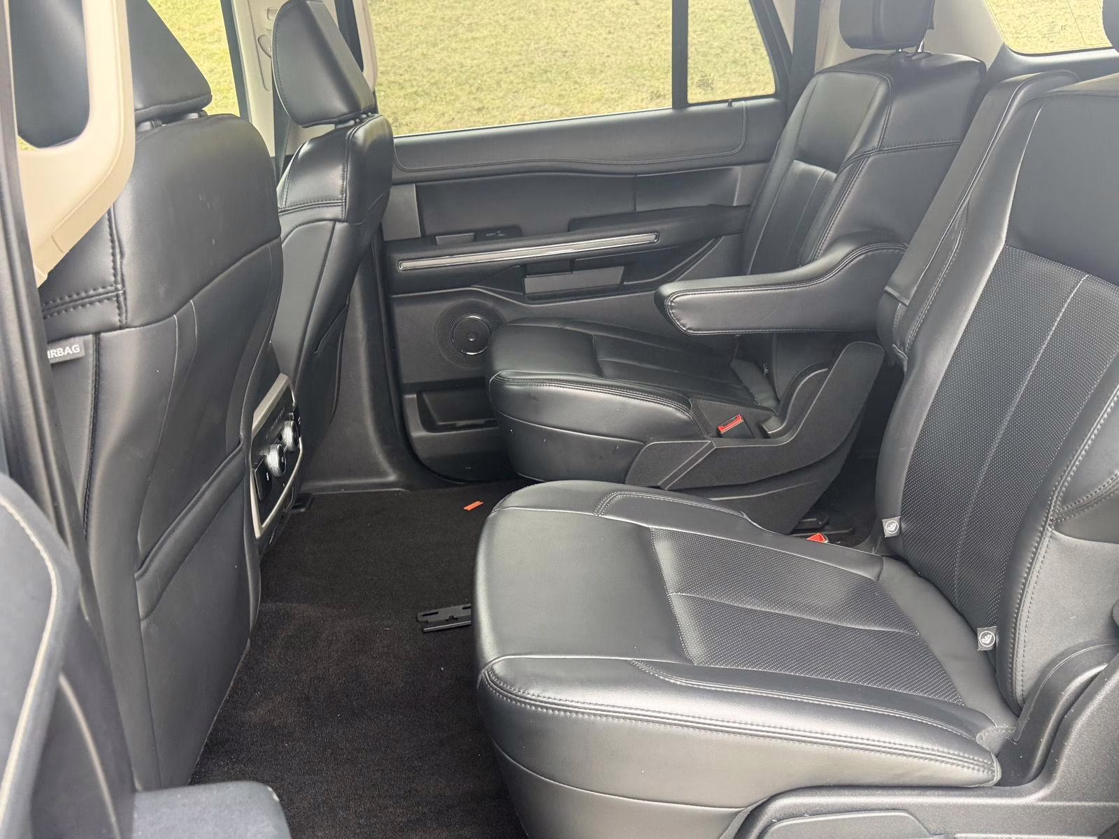 2022 Agate Black Ford Expedition Max XLT 4X4 SUV