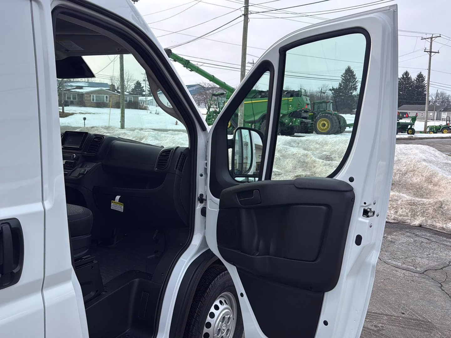 2026 Bright White Clearcoat Ram Promaster 2500 Tradesman FWD Van