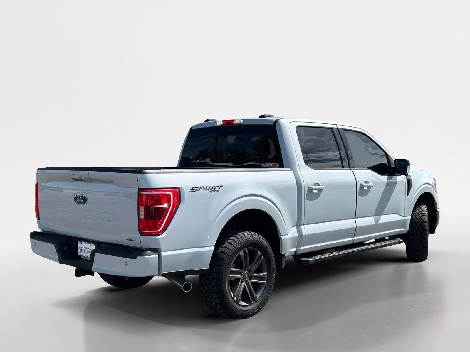 2022 Space White Ford F-150 XLT 4X4 Truck
