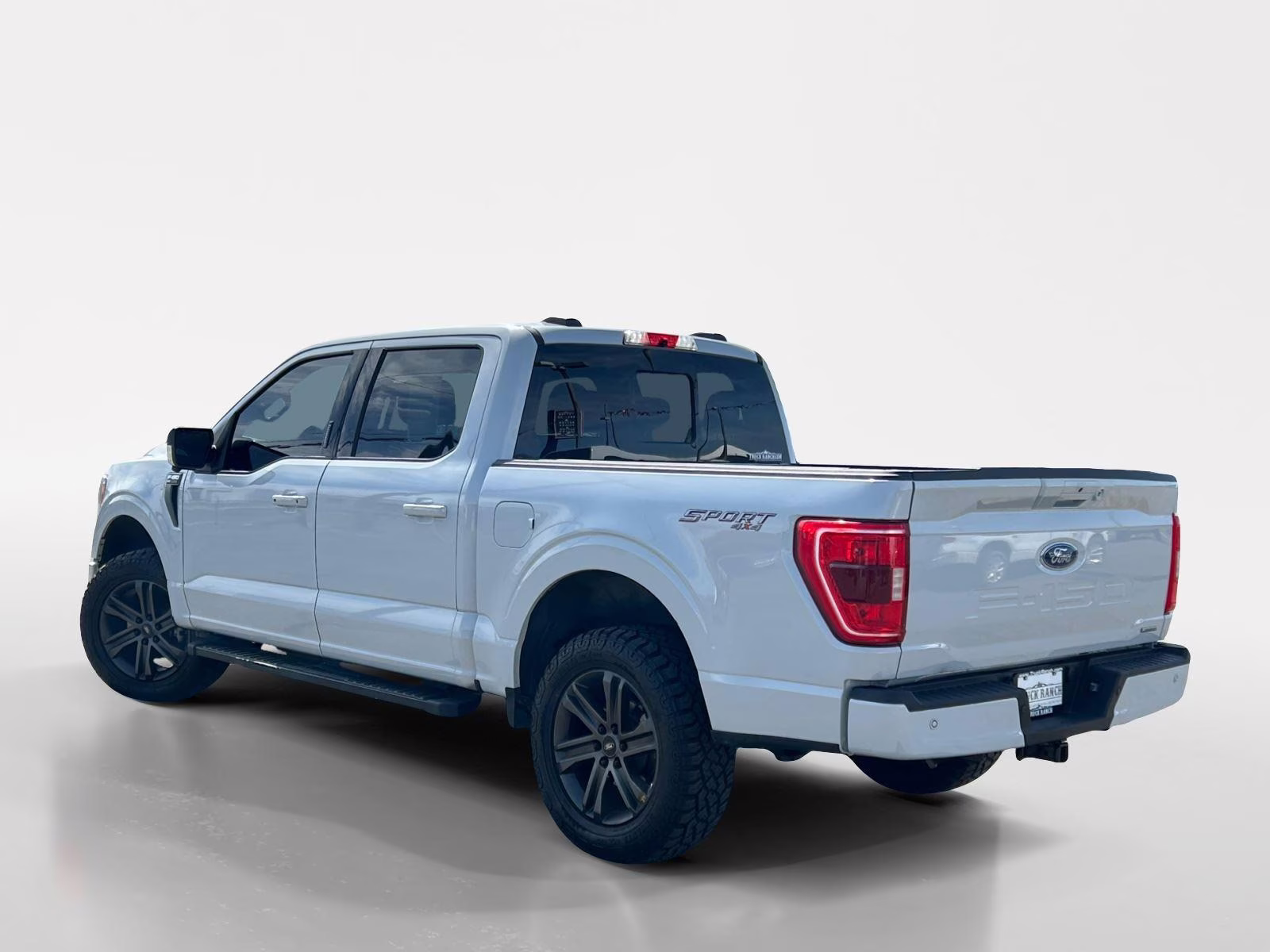 2022 Space White Ford F-150 XLT 4X4 Truck