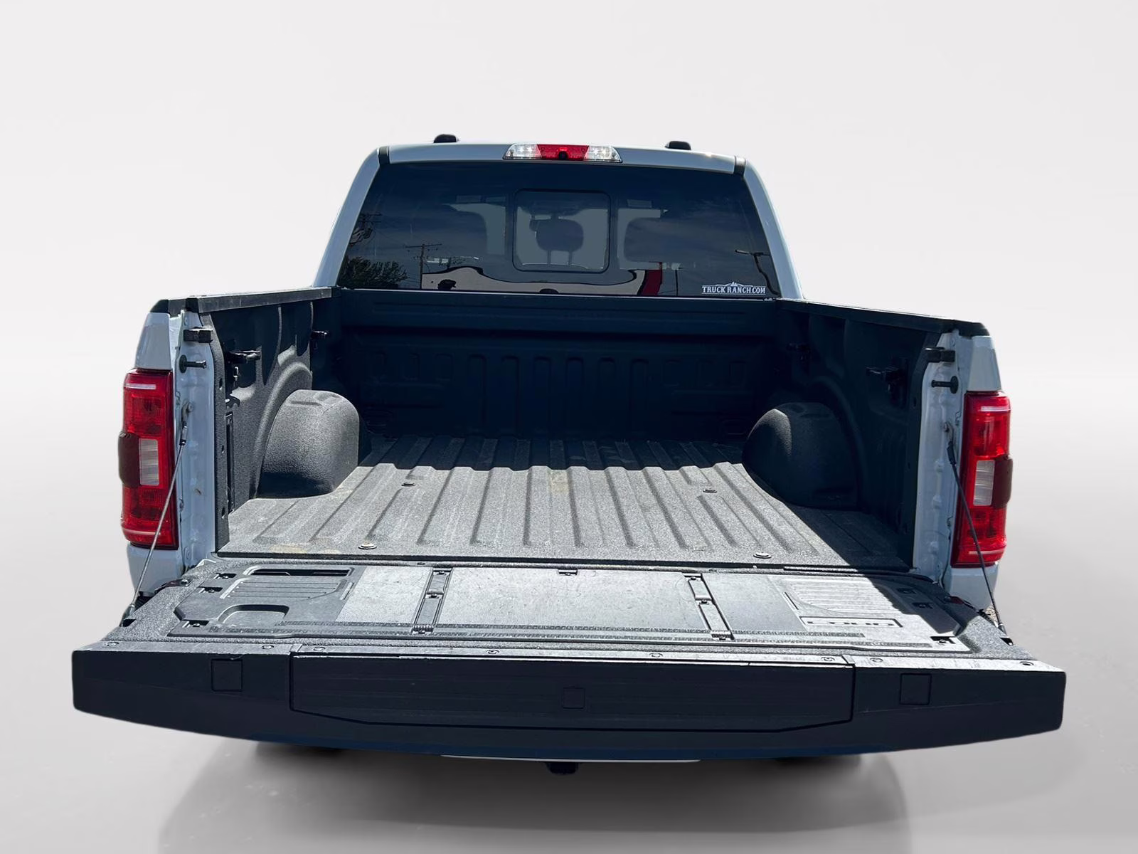 2022 Space White Ford F-150 XLT 4X4 Truck