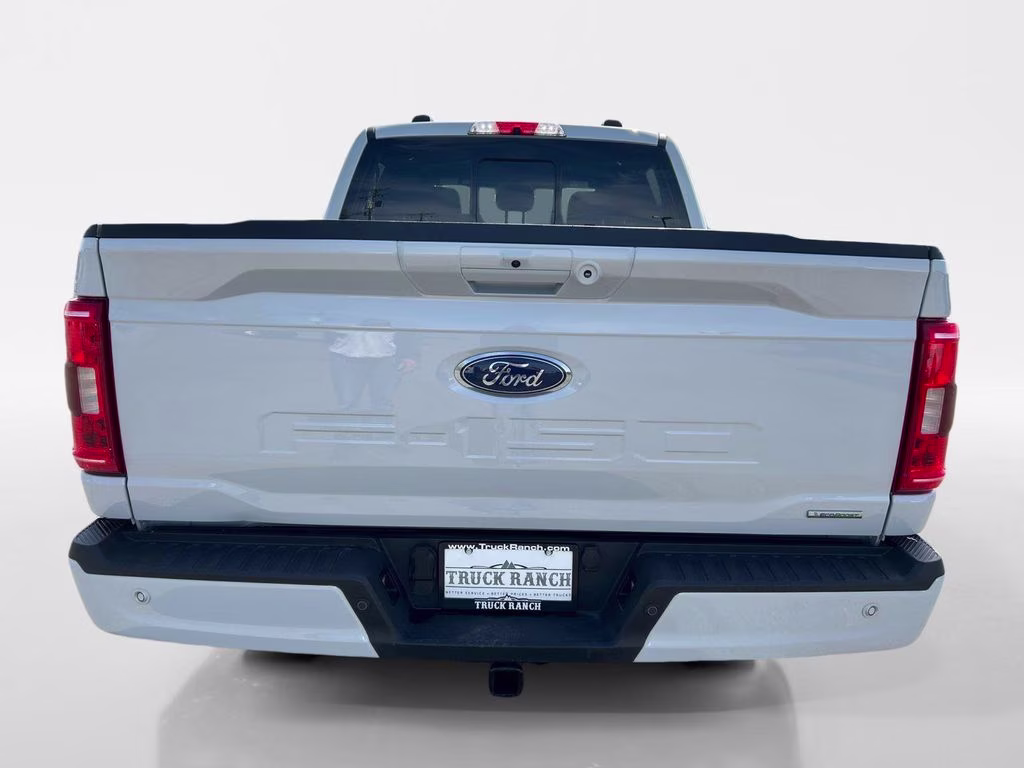 2022 White Ford F-150 XLT 4X4 Truck