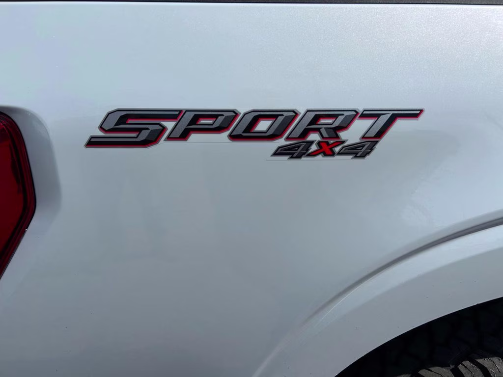 2022 White Ford F-150 XLT 4X4 Truck