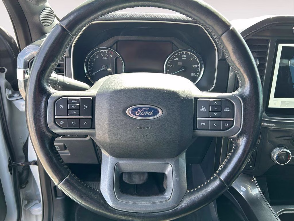 2022 White Ford F-150 XLT 4X4 Truck