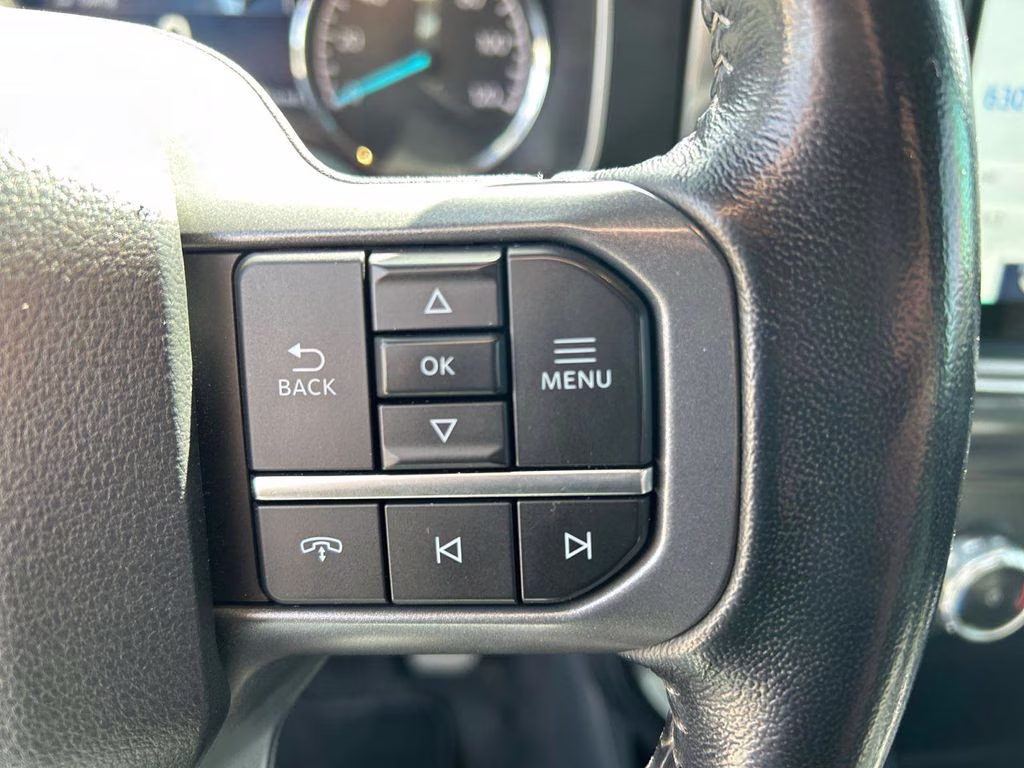 2022 White Ford F-150 XLT 4X4 Truck