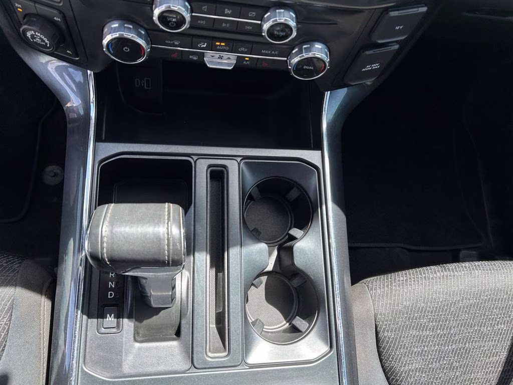 2022 White Ford F-150 XLT 4X4 Truck