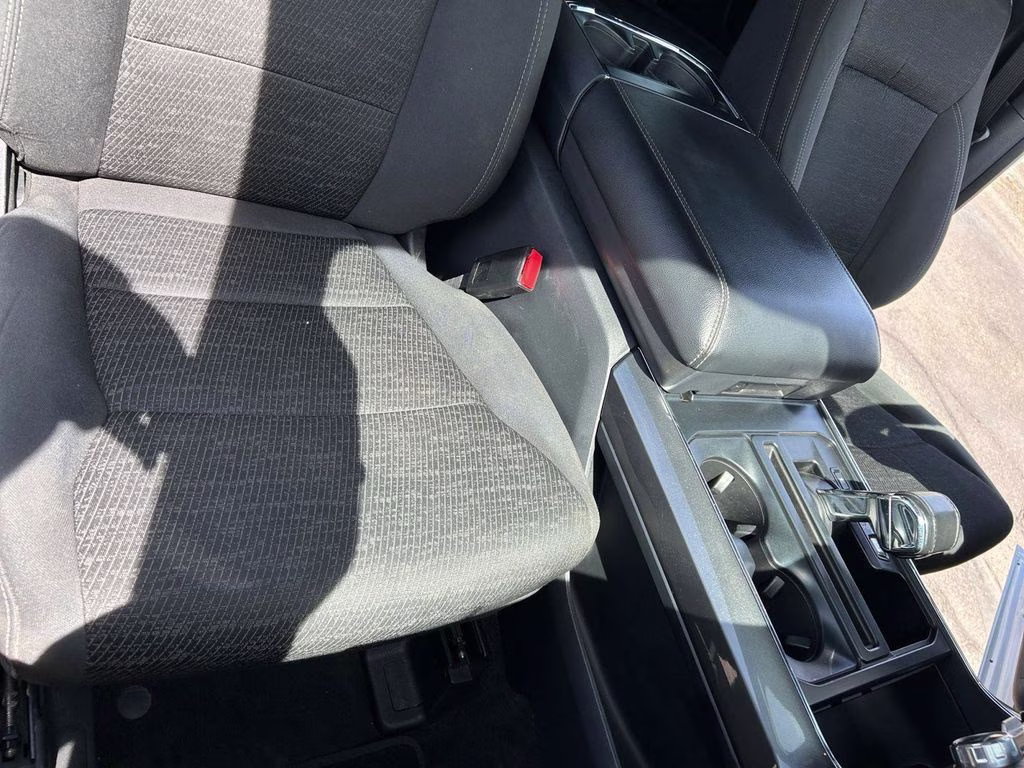 2022 White Ford F-150 XLT 4X4 Truck