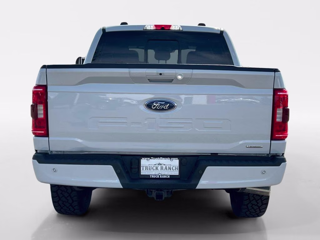 2022 White Ford F-150 XLT 4X4 Truck