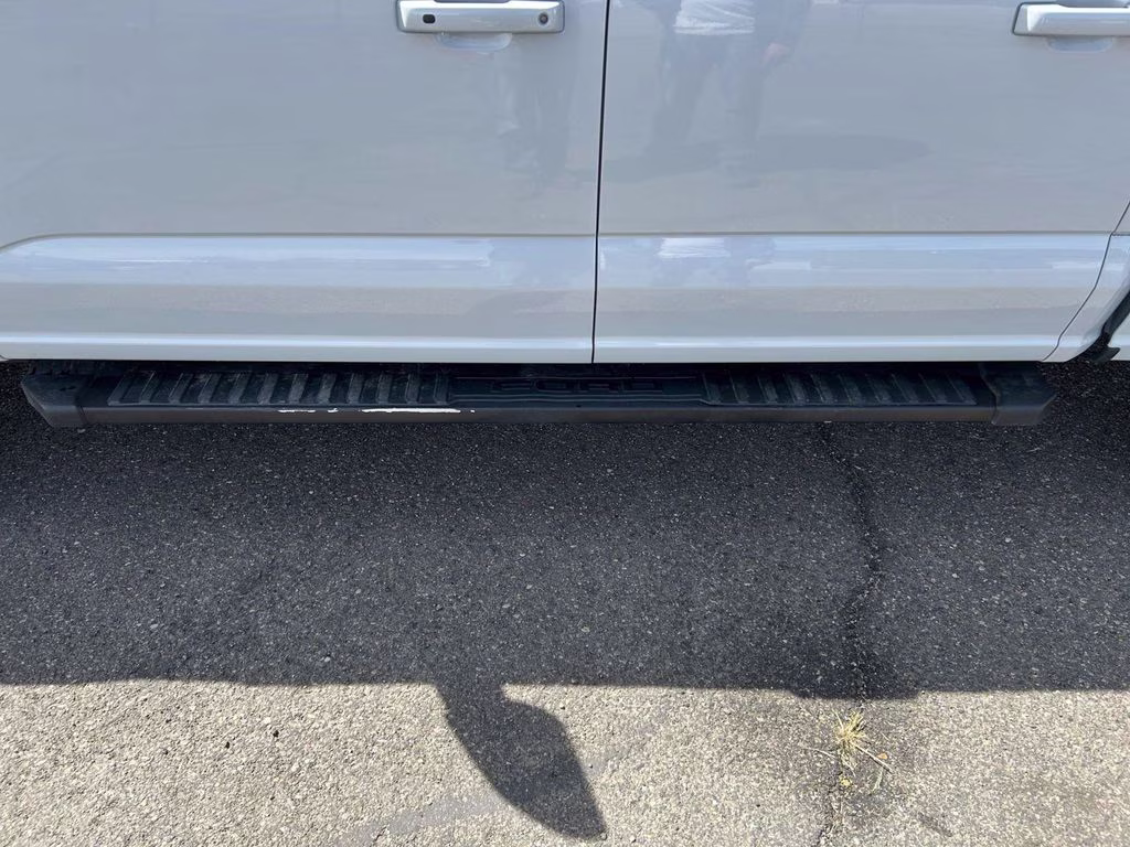 2022 White Ford F-150 XLT 4X4 Truck