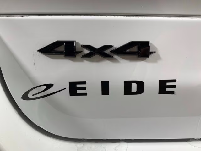 2026 Bright White Clearcoat Jeep Grand Cherokee L Limited Reserve 4X4 SUV