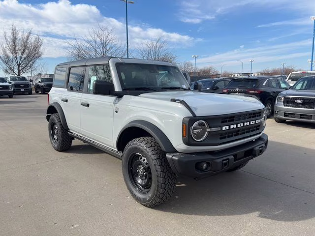 2026 Avalanche Gray Ford Bronco Big Bend 4X4 SUV