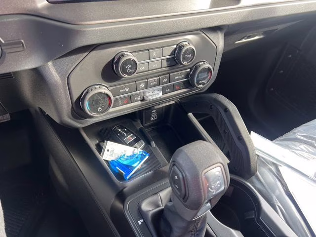 2026 Avalanche Gray Ford Bronco Big Bend 4X4 SUV