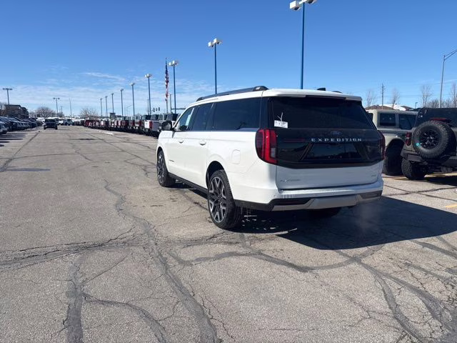 2026 Star White Metallic Tri-Coat Ford Expedition Max Platinum 4X4 SUV