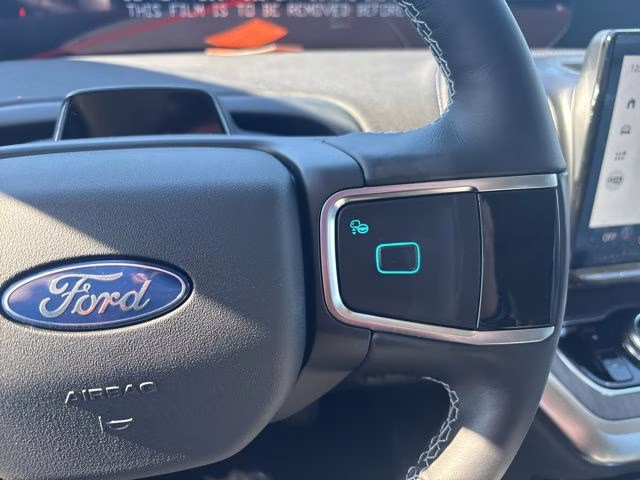 2026 Star White Metallic Tri-Coat Ford Expedition Max Platinum 4X4 SUV