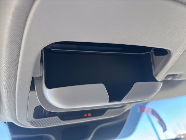 2026 Star White Metallic Tri-Coat Ford Expedition Max Platinum 4X4 SUV