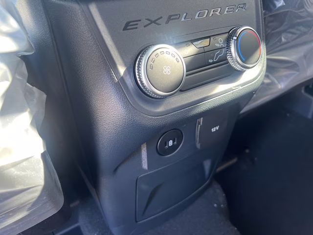 2026 Agate Black Metallic Ford Explorer ST-Line 4X4 SUV