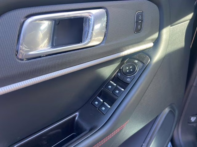 2026 Agate Black Metallic Ford Explorer ST-Line 4X4 SUV