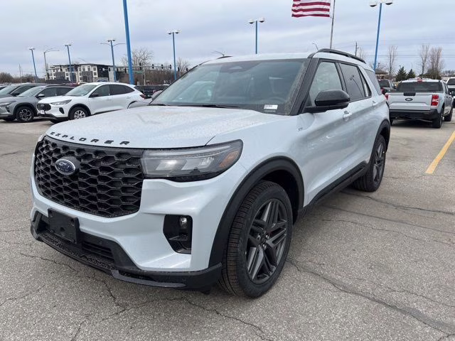 2026 Space White Metallic Ford Explorer ST-Line 4X4 SUV