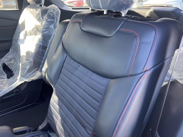 2026 Star White Metallic Tri-Coat Ford Explorer ST-Line 4X4 SUV