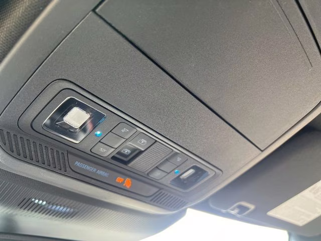 2026 Star White Metallic Tri-Coat Ford Explorer ST-Line 4X4 SUV