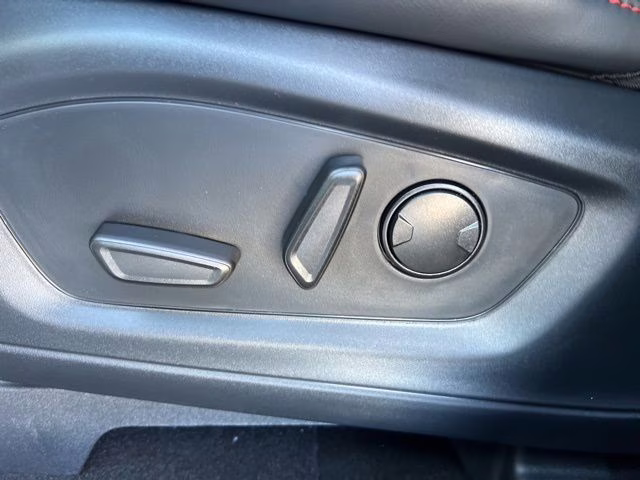 2026 Star White Metallic Tri-Coat Ford Explorer ST-Line 4X4 SUV