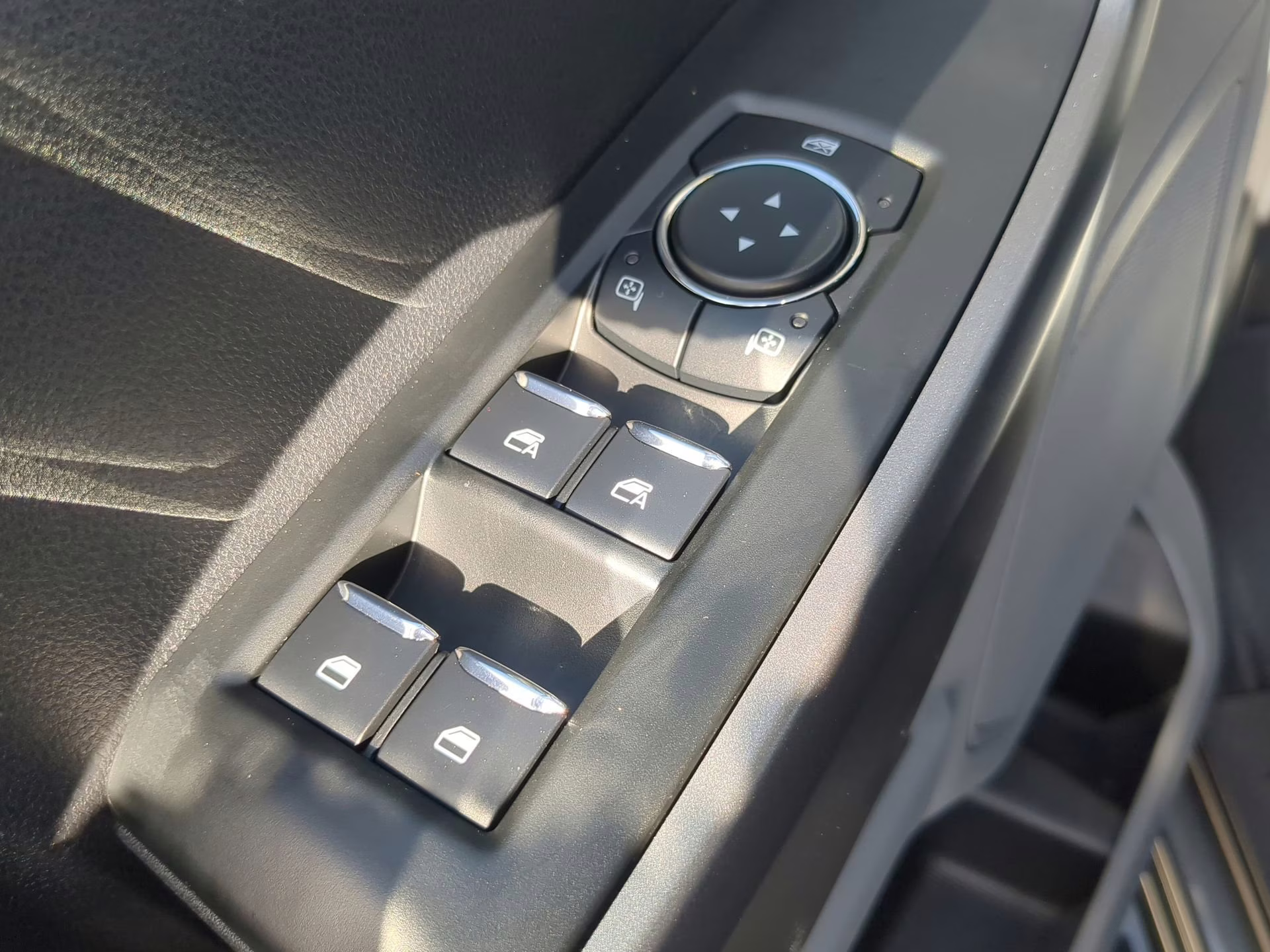 2026 Carbonized Gray Metallic Ford Super Duty F-250 SRW XLT Crew Cab Pickup 4X4 Truck