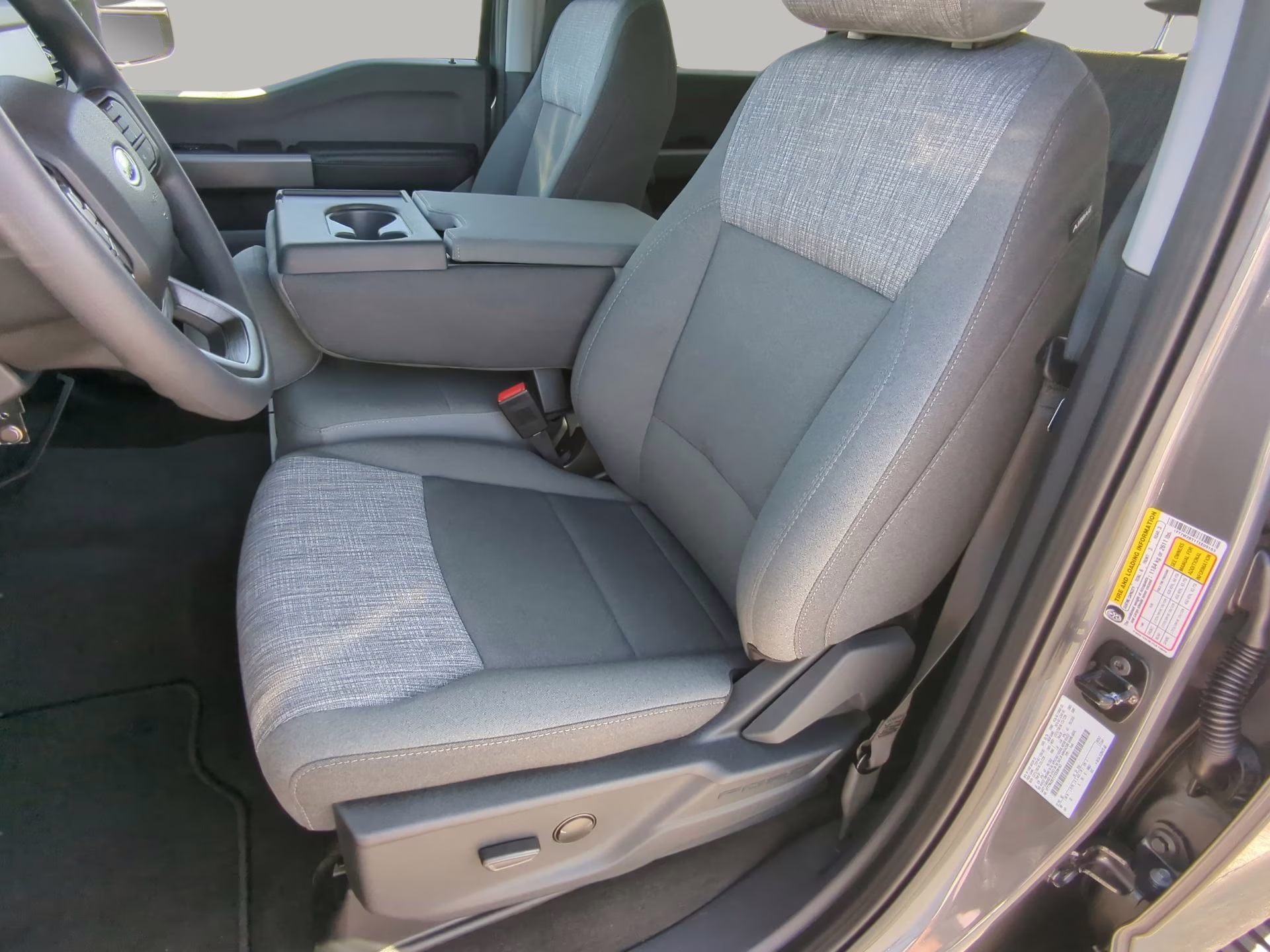 2026 Carbonized Gray Metallic Ford Super Duty F-250 SRW XLT Crew Cab Pickup 4X4 Truck