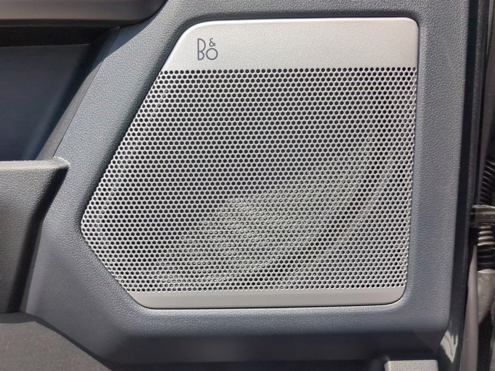 2026 Carbonized Gray Metallic Ford Super Duty F-250 SRW LARIAT Crew Cab Pickup 4X4 Truck