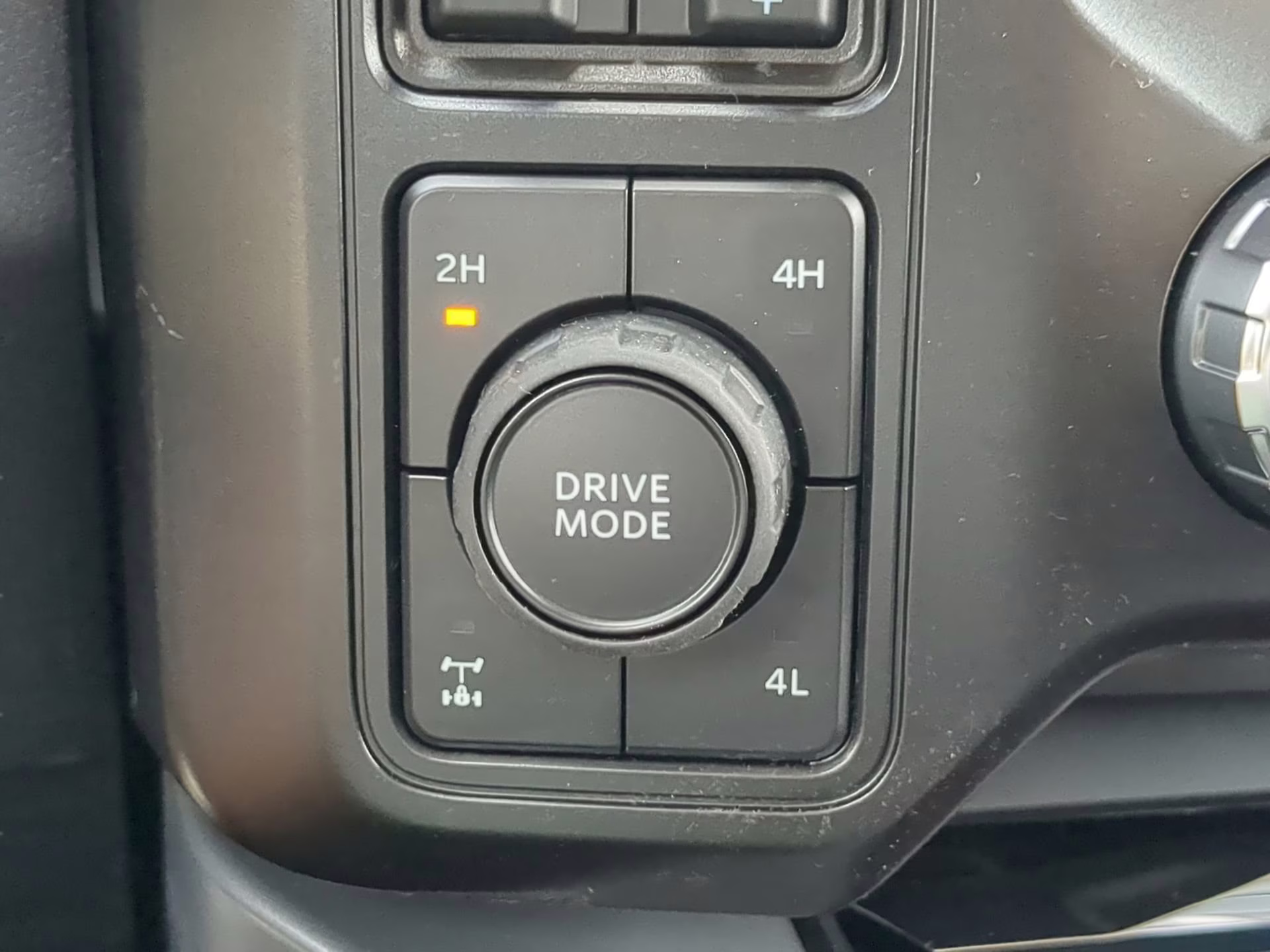 2026 Carbonized Gray Metallic Ford Super Duty F-250 SRW LARIAT Crew Cab Pickup 4X4 Truck