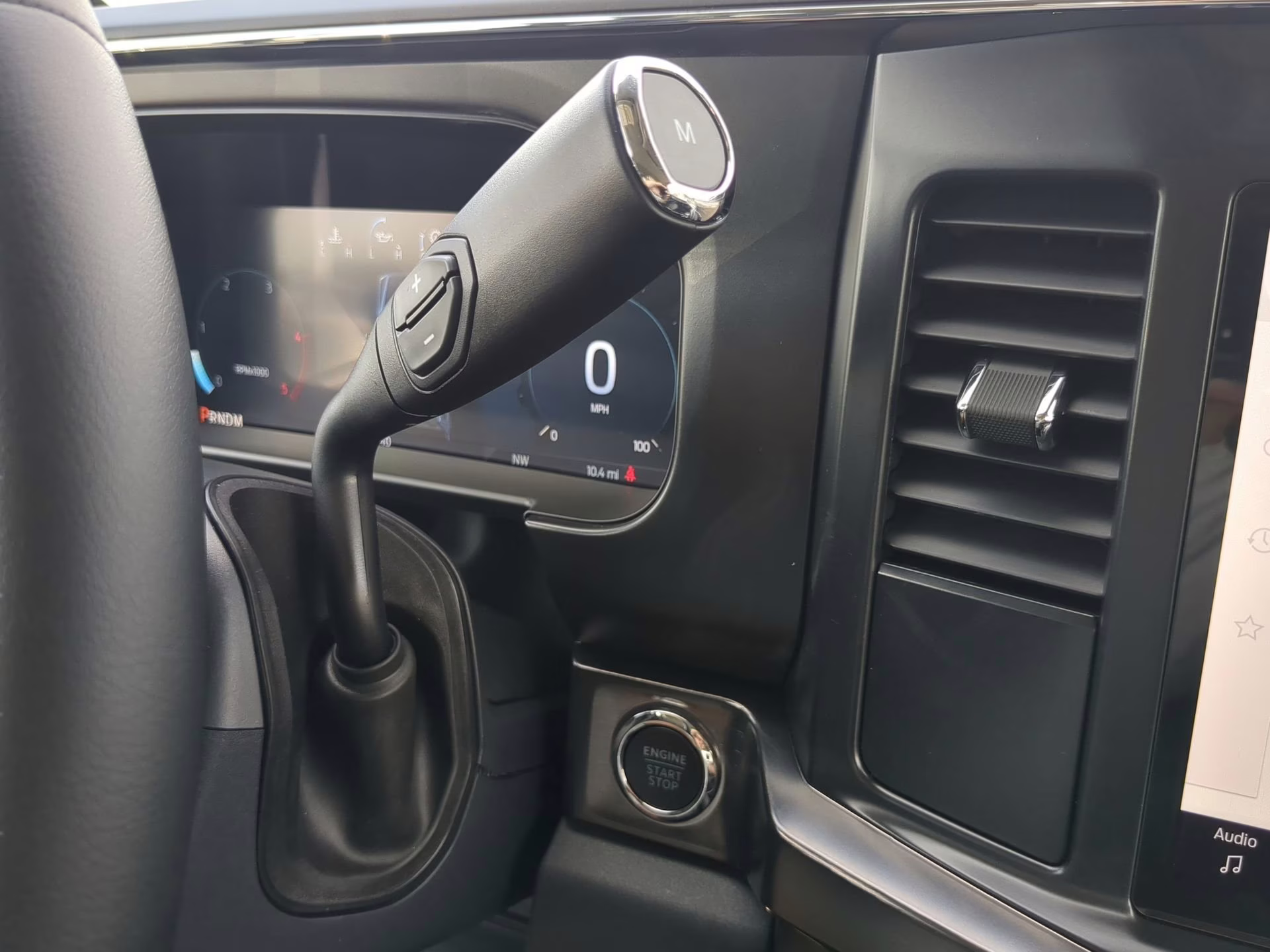 2026 Carbonized Gray Metallic Ford Super Duty F-250 SRW LARIAT Crew Cab Pickup 4X4 Truck