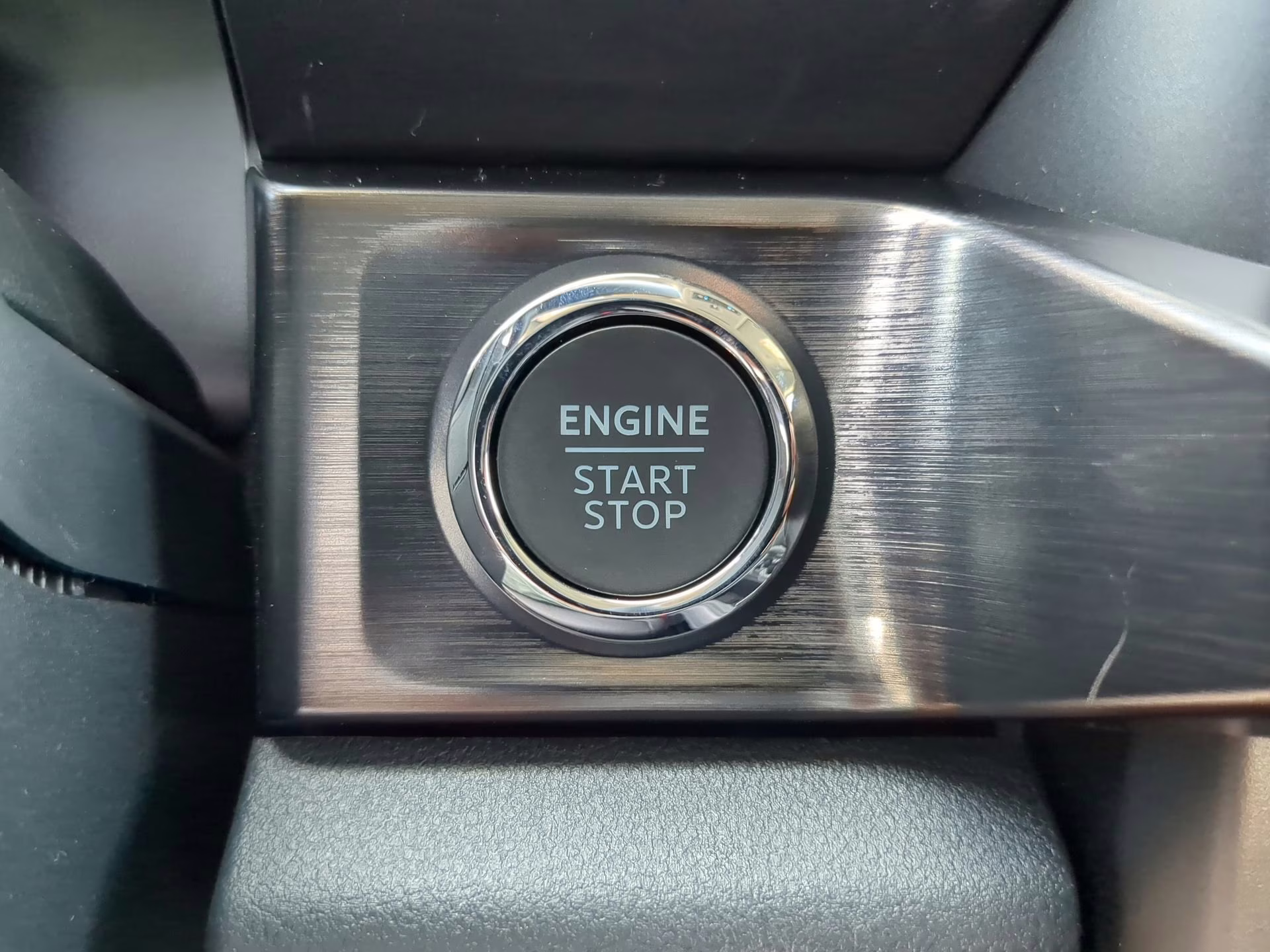 2026 Carbonized Gray Metallic Ford Super Duty F-250 SRW LARIAT Crew Cab Pickup 4X4 Truck