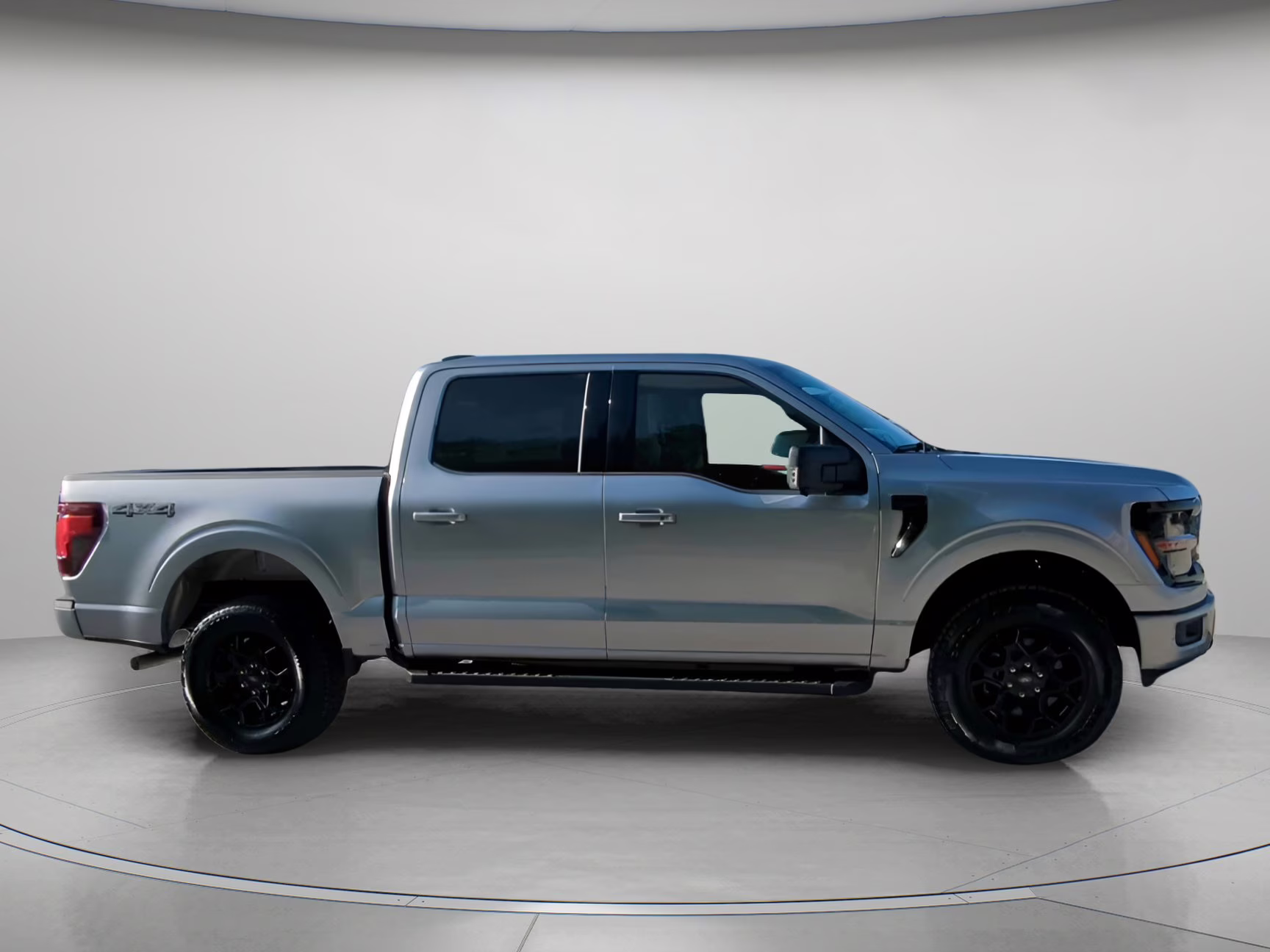 2026 Iconic Silver Metallic Ford F-150 XLT Crew Cab Pickup 4X4 Truck