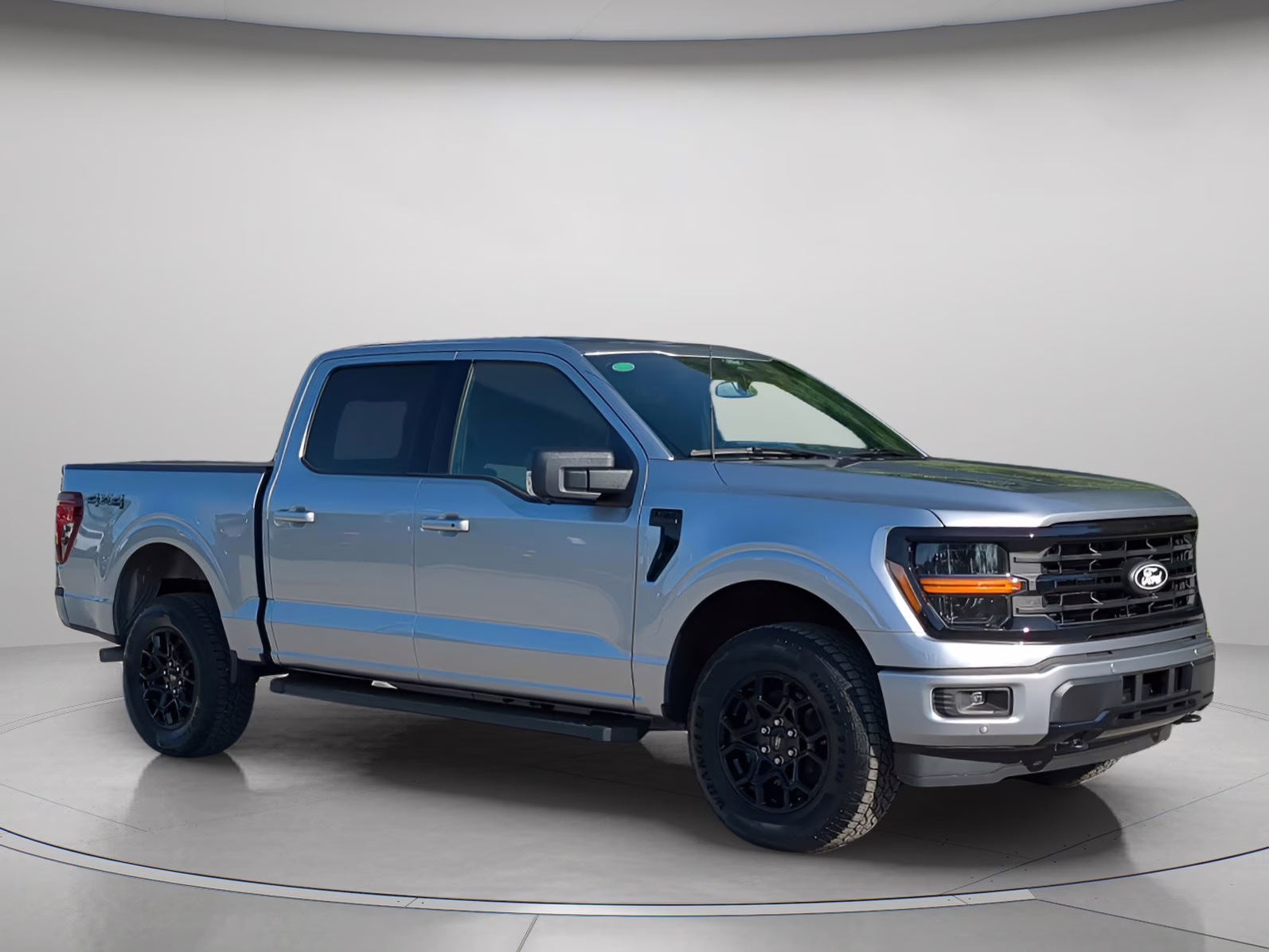 2026 Iconic Silver Metallic Ford F-150 XLT Crew Cab Pickup 4X4 Truck