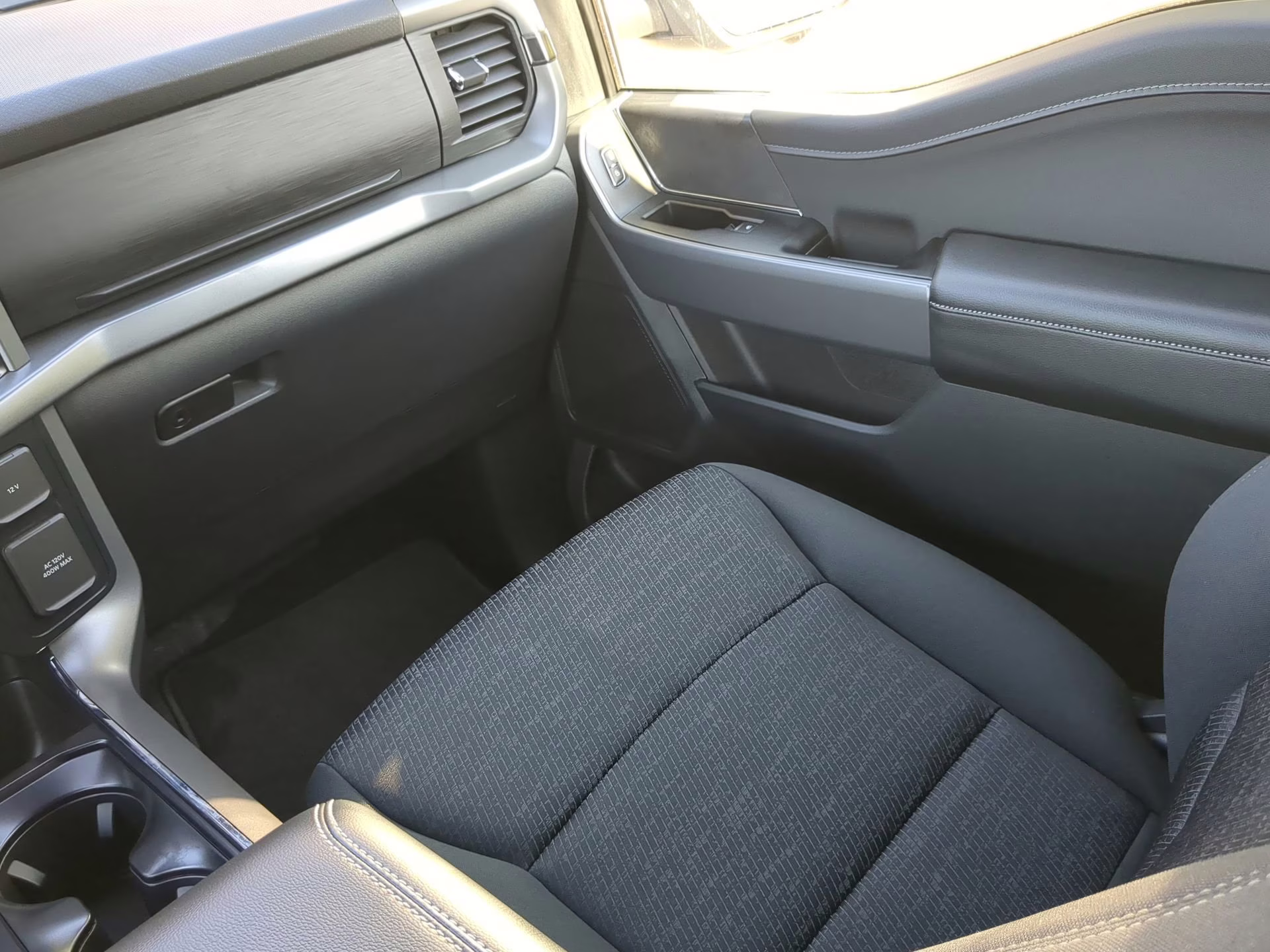 2026 Iconic Silver Metallic Ford F-150 XLT Crew Cab Pickup 4X4 Truck