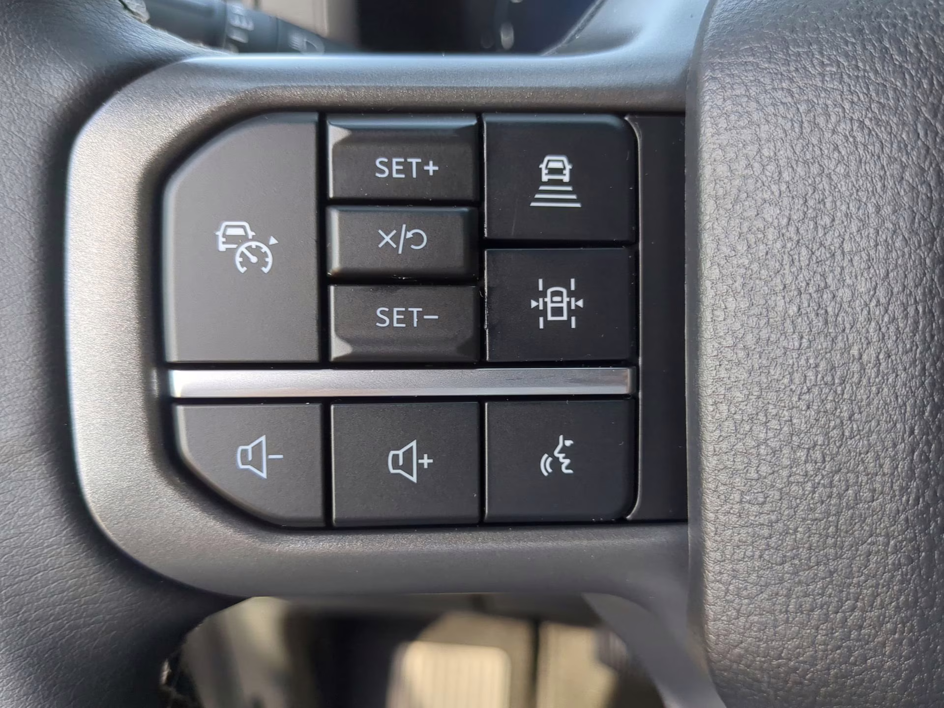 2026 Iconic Silver Metallic Ford F-150 XLT Crew Cab Pickup 4X4 Truck