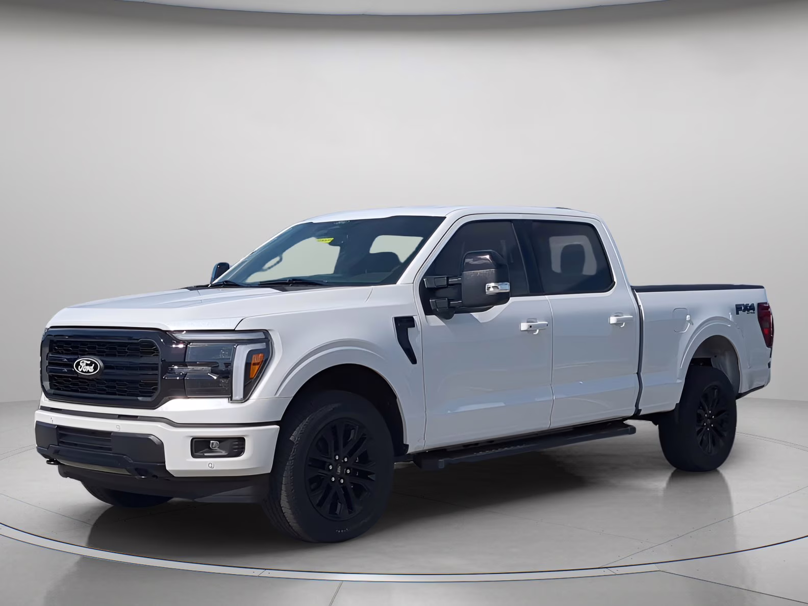 2026 Star White Metallic Tri-Coat Ford F-150 LARIAT Crew Cab Pickup 4X4 Truck