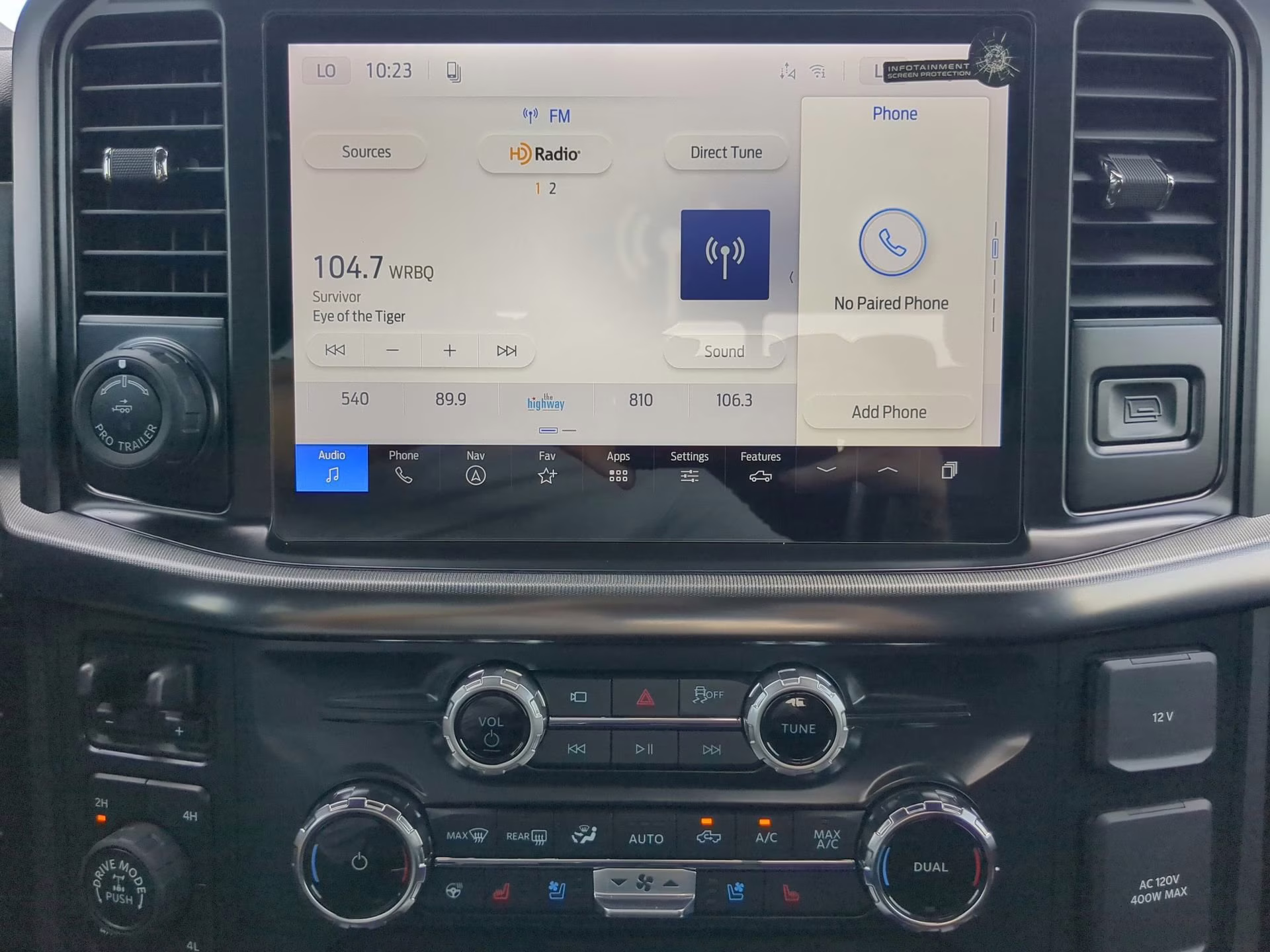 2026 Star White Metallic Tri-Coat Ford F-150 LARIAT Crew Cab Pickup 4X4 Truck