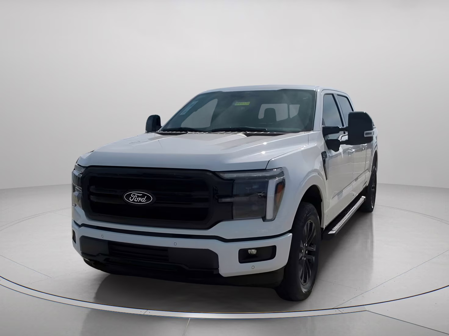 2026 Star White Metallic Tri-Coat Ford F-150 LARIAT Crew Cab Pickup 4X4 Truck