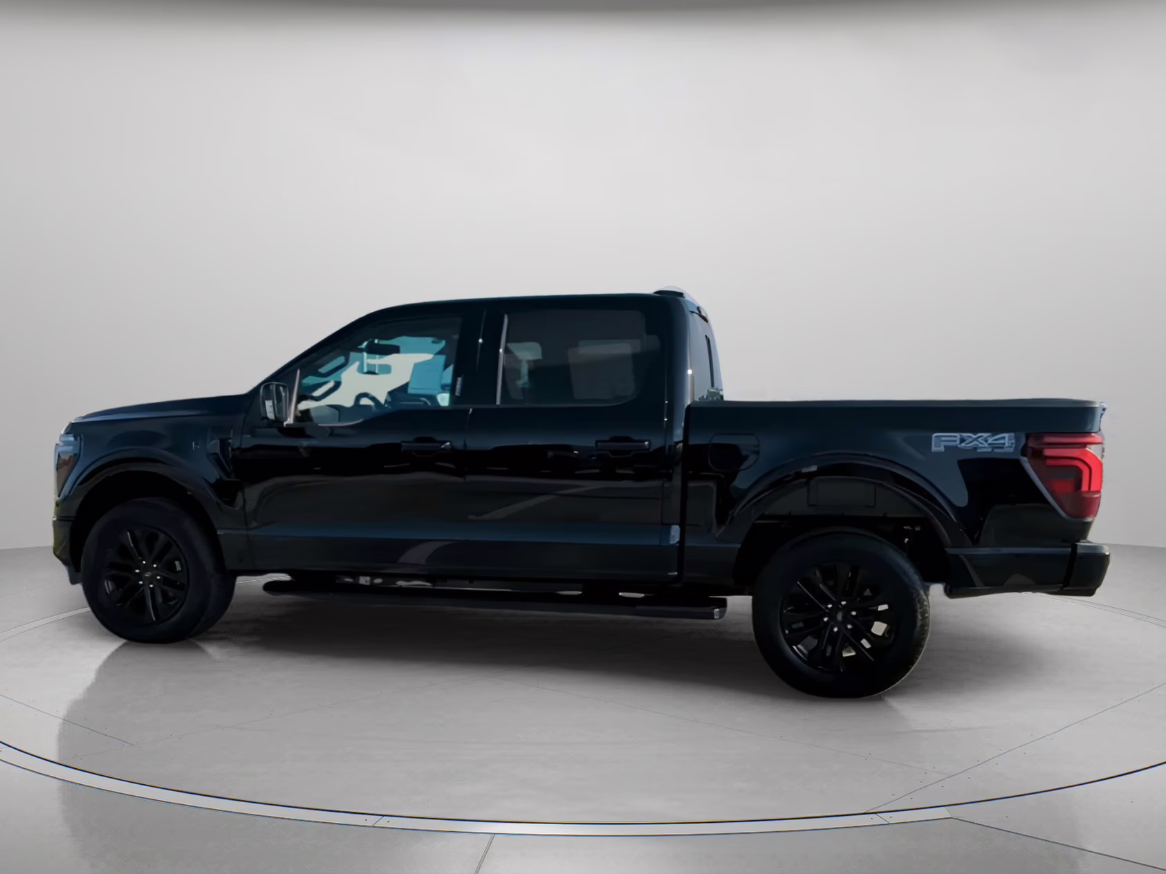 2026 Agate Black Metallic Ford F-150 LARIAT Crew Cab Pickup 4X4 Truck