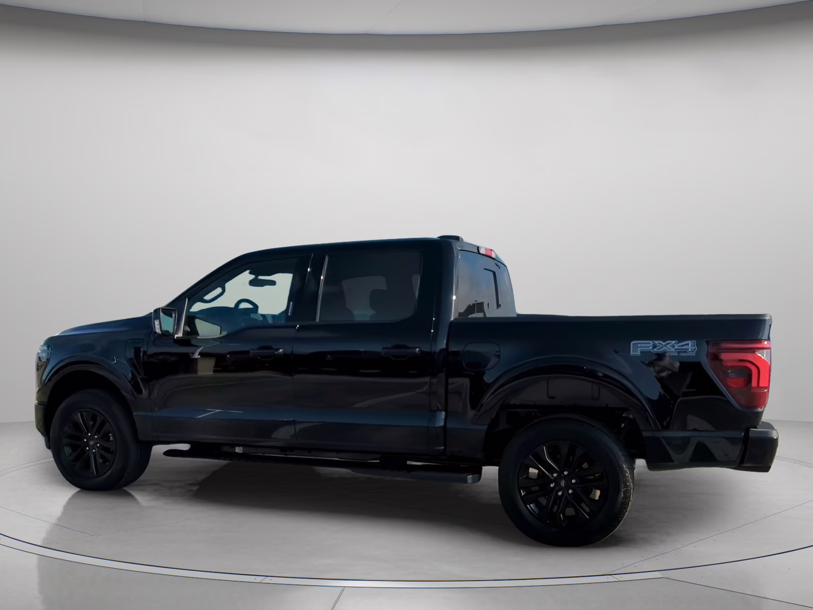 2026 Agate Black Metallic Ford F-150 LARIAT Crew Cab Pickup 4X4 Truck