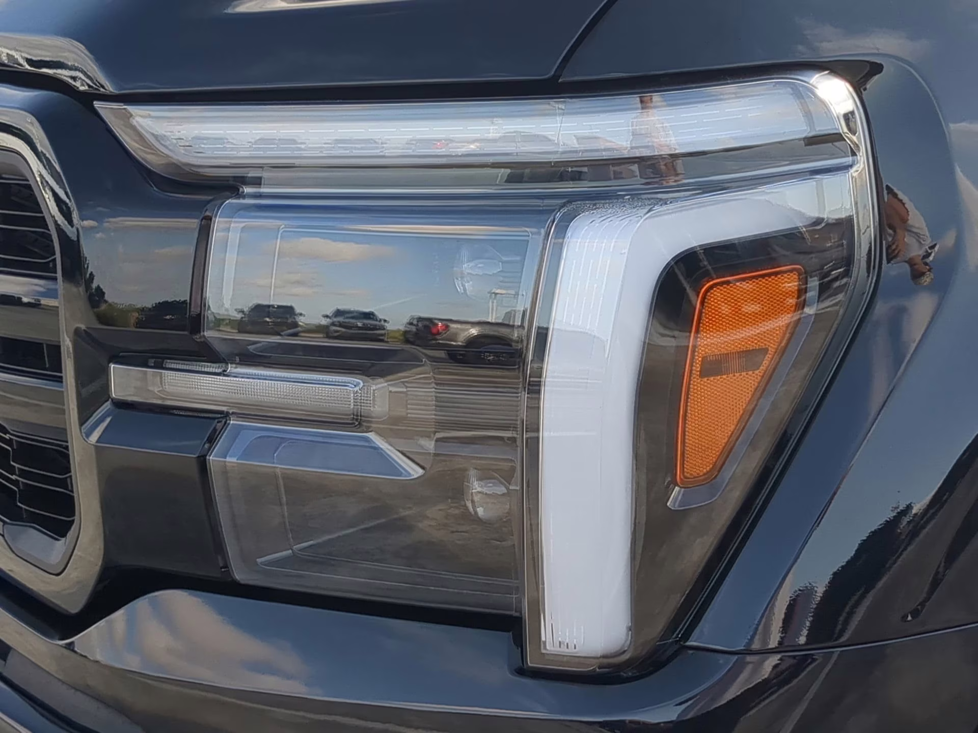 2026 Agate Black Metallic Ford F-150 LARIAT Crew Cab Pickup 4X4 Truck